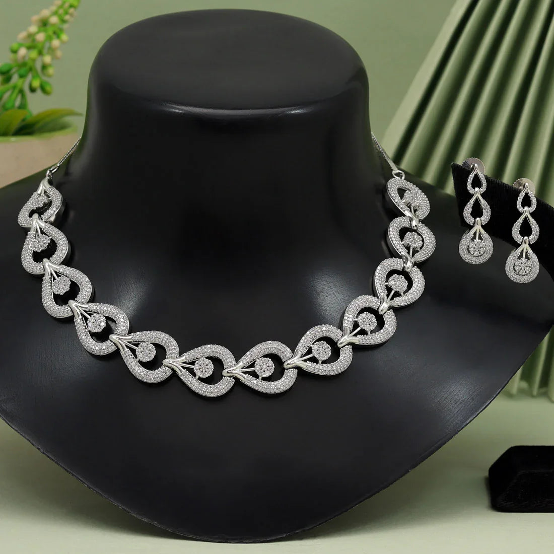 Silver-Tone American Diamond Necklace Set Supermacchi