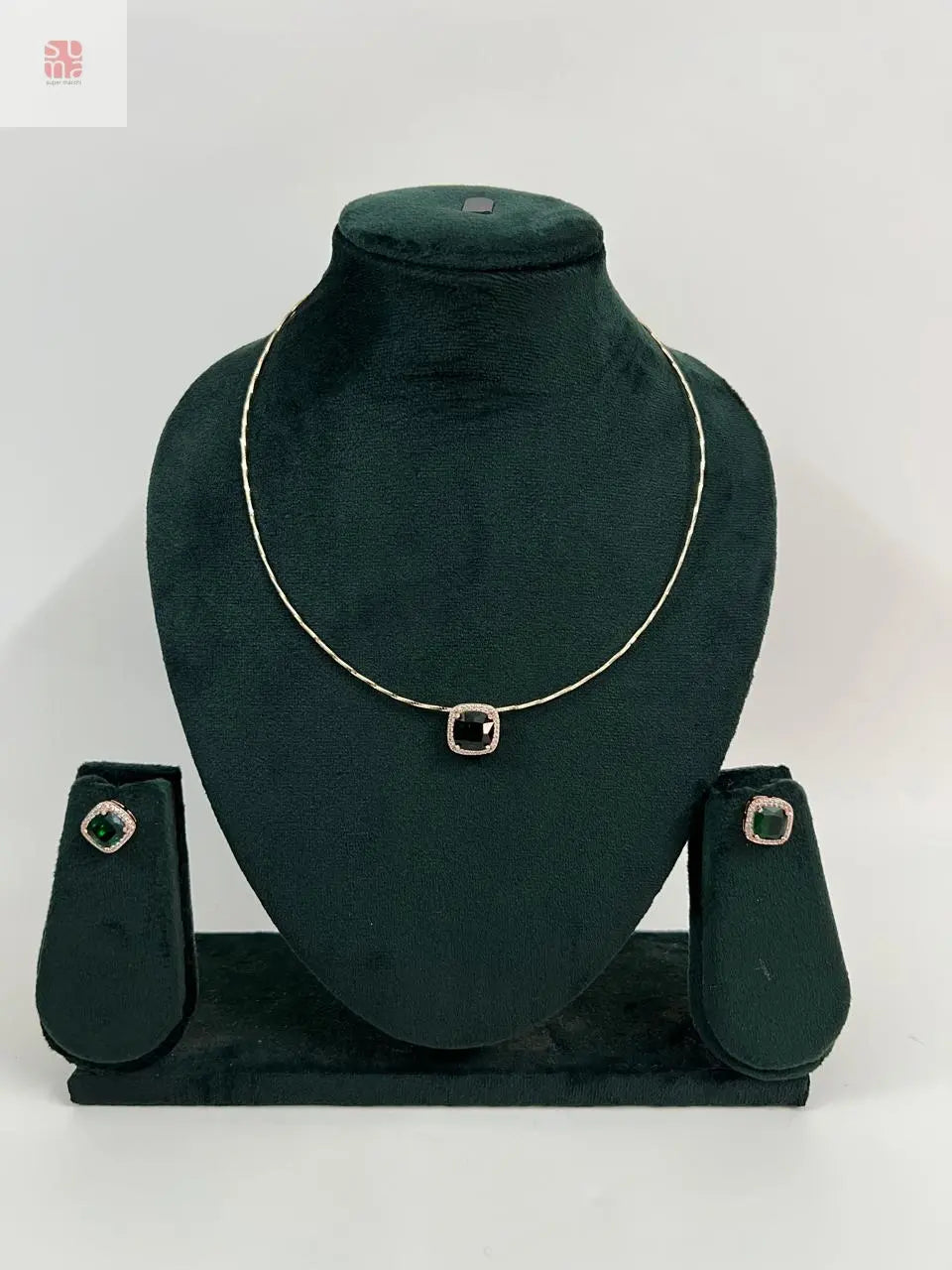 Stiff Chain Hasli Set