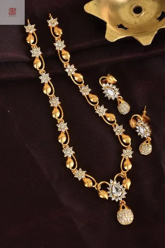 Trendy Multi Coloured Ad Simple Neckset With Earings - Talish - Supermacchi