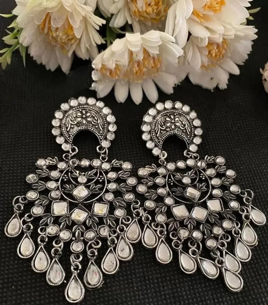 Fashionable Princess Charming Alloy Chandbali Earring