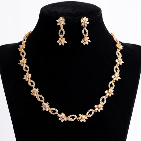 Floral Diamond-Look Gold Replica Necklace Set
