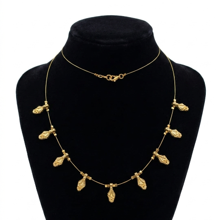 Gold Invisible Necklace with Leaf Motifs for Women – Elegant Minimal Statement Jewellery | Super Macchi