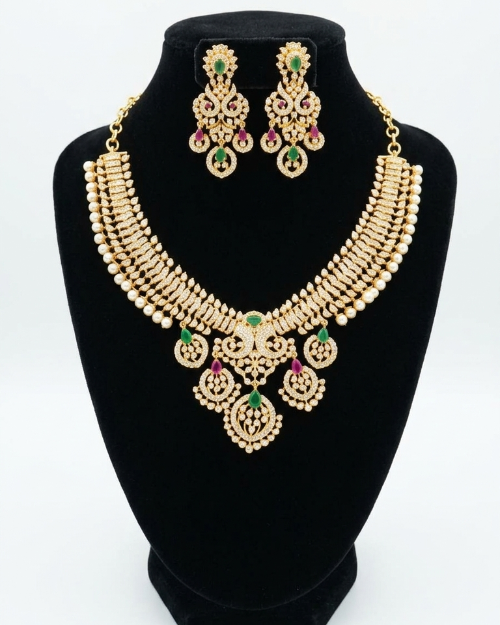 Gold Look-Alike Necklace Set