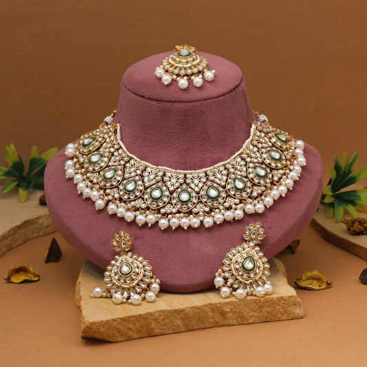 Pure White Color Kundan Necklace Set