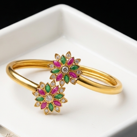 Traditional Gold Finish Bracelet 