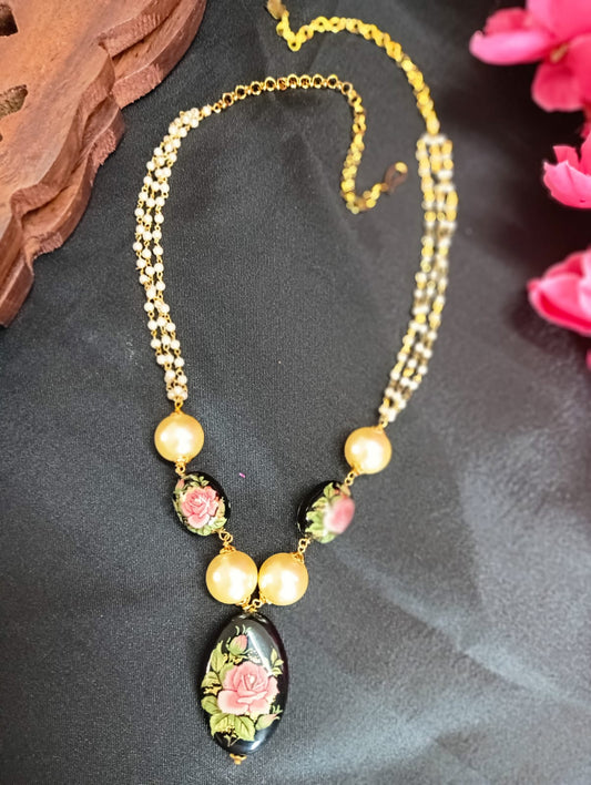 Floral Elegance Hand-Painted Beaded Necklace