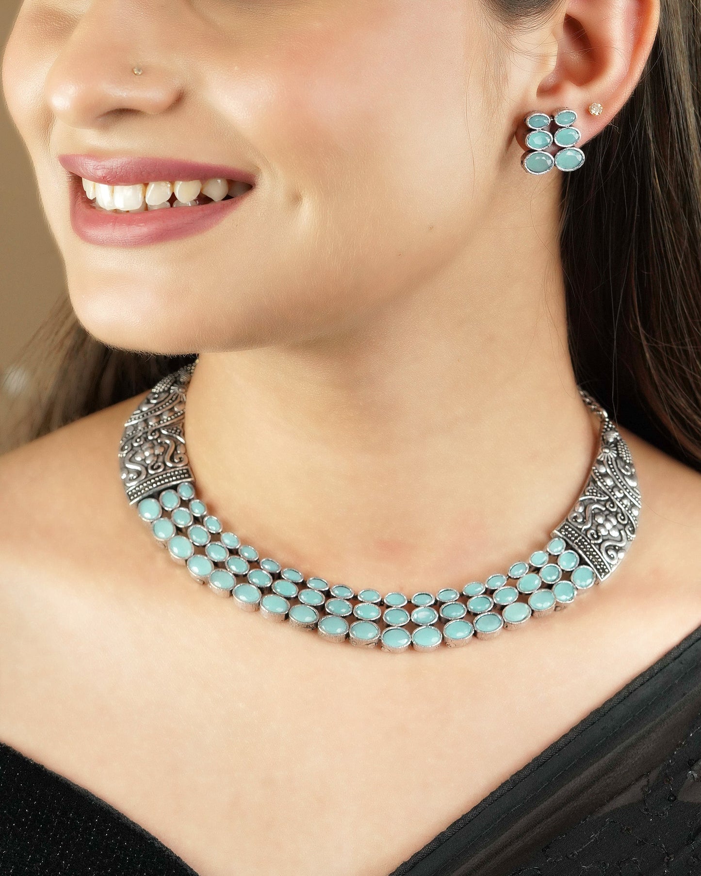 Fabulous Turquoise Blue Necklace Set