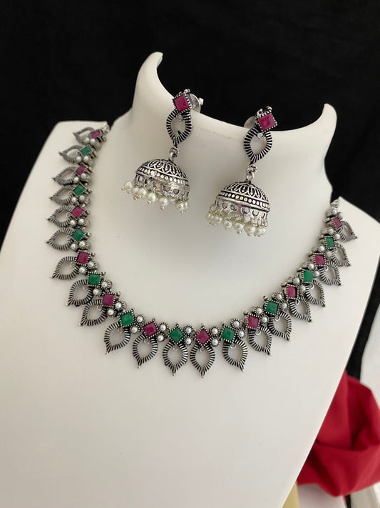 Leaf Model Neckalce With Jhumka Earrings